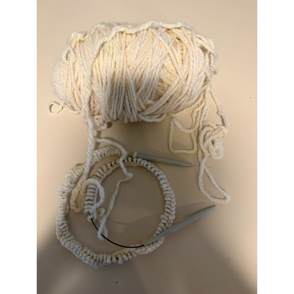 Chunky Cream Wool Blend Yarn with Circular Knitting Needles Off White